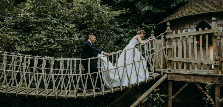 Wedding in a treehouse